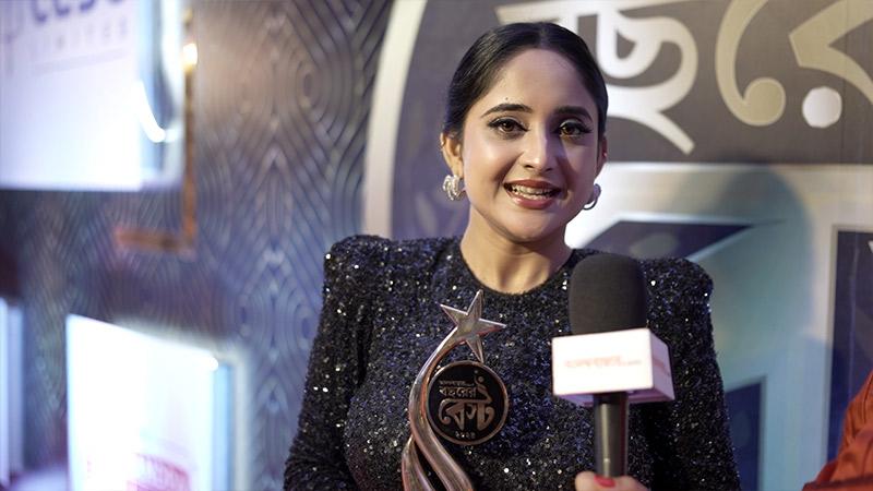 ‘শ্রীদেবীকে নকল করার চেষ্টা করি’